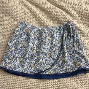 American Eagle Outfitters Blue Floral Mini Skirt